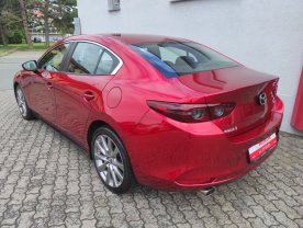 Mazda 3 2.0 Skyactiv NAVI LED nové ČR