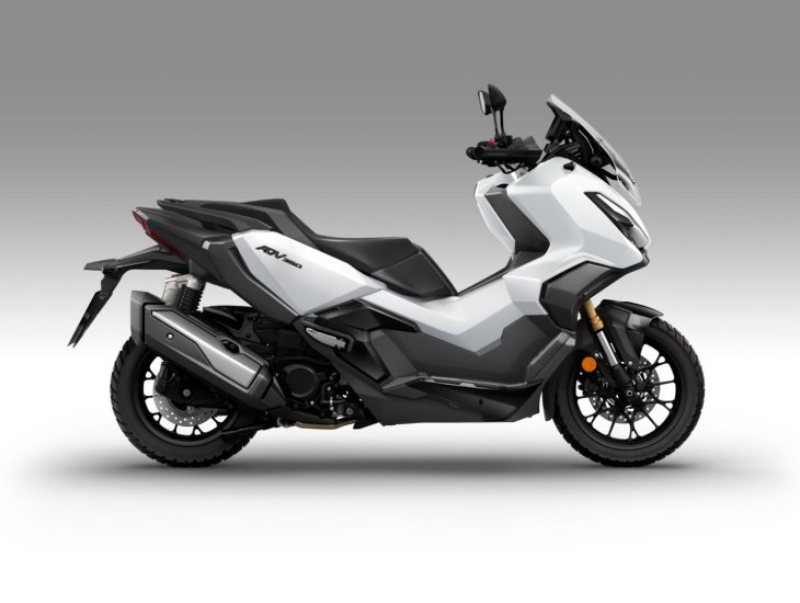 Honda ADV 350 Smart box