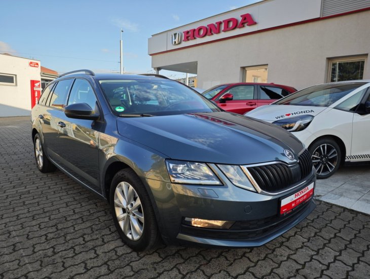 Škoda Octavia 2.0 TDi Ambition LED DSG ACC