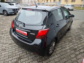 Toyota Yaris 1.0 VVTi Active Kamera Výhřev