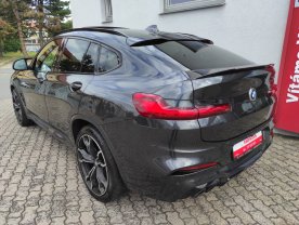 BMW X4 M Competition Panorama