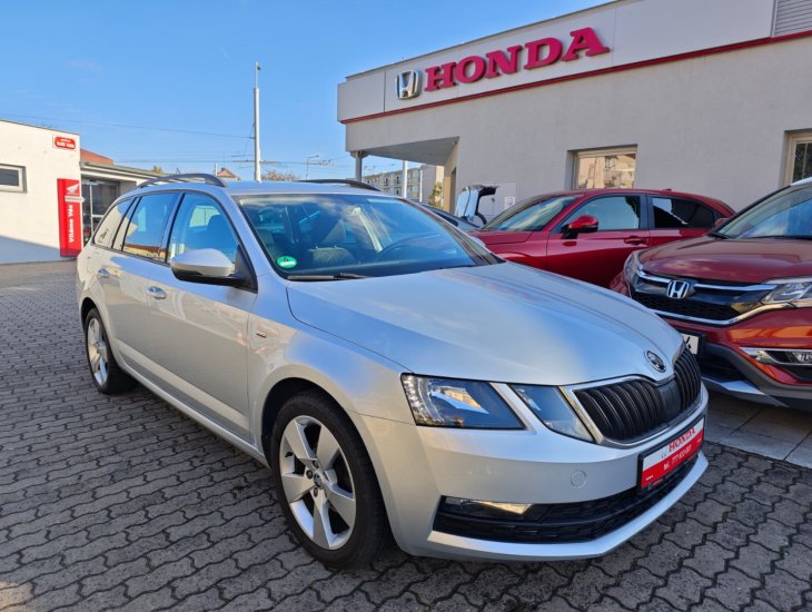 Škoda Octavia 1.6 TDi Ambition NAVI DPH!